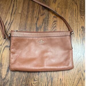 Smooth Leather East West Swingpack British Tan